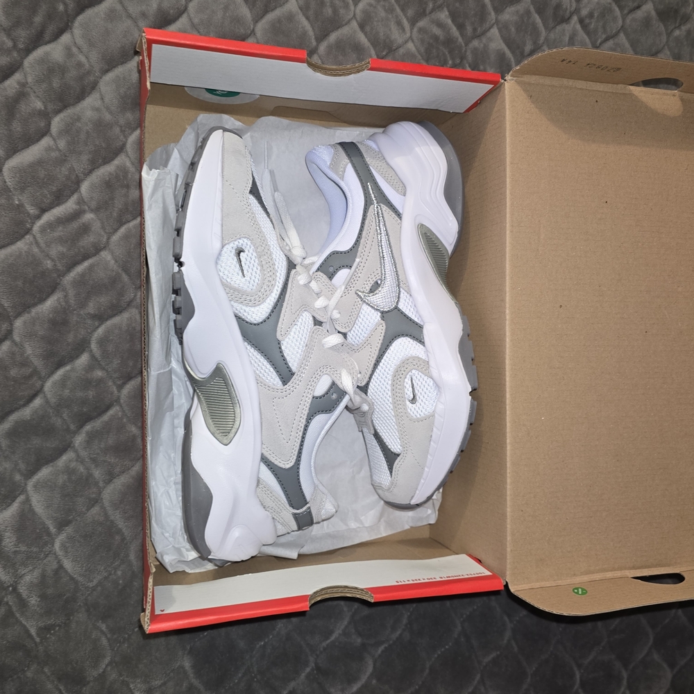 Nike Gray and White Sneakers Classic High-Top Design